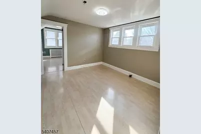 45 3rd Ave, Hawthorne, NJ 07506 - Photo 5