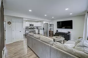 1140 St John St, Manville, NJ 08835 - Photo 5