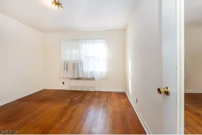 70 Kierstead Ave, Nutley, NJ 07110 - Photo 9