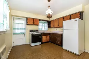 70 Kierstead Ave, Nutley, NJ 07110 - Photo 7
