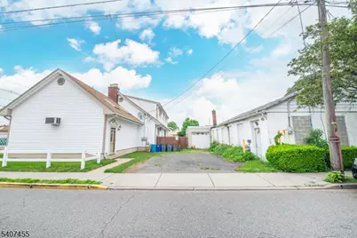 84 Locust Ave, Wallington, NJ 07057 - Photo 9