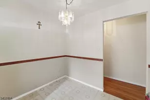 38 Deanna Dr, Hillsborough Township, NJ 08844 - Photo 9