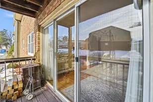 38 Deanna Dr, Hillsborough Township, NJ 08844 - Photo 15