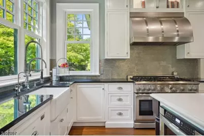 40 Highland Ave, Millburn, NJ 07078 - Photo 11