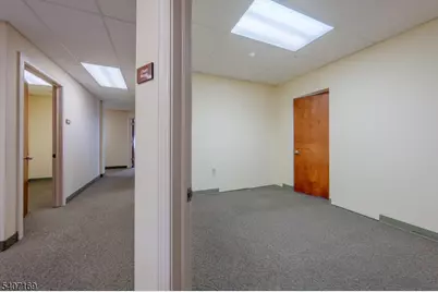 1000 Coventry Dr, Lopatcong Township, NJ 08865 - Photo 15