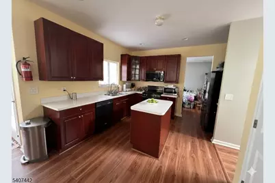 4 Cobblers Cir, Franklin Township, NJ 08823 - Photo 7