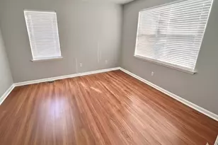 4 Cobblers Cir, Franklin Township, NJ 08823 - Photo 3