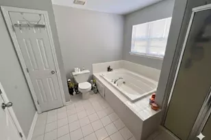 4 Cobblers Cir, Franklin Township, NJ 08823 - Photo 19