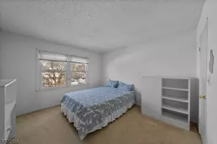 99 Woodmere Dr, Sayreville Boro, NJ 08859 - Photo 31