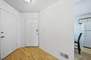 99 Woodmere Dr, Sayreville Boro, NJ 08859 - Photo 15