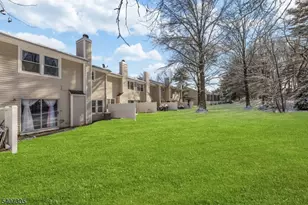 99 Woodmere Dr, Sayreville Boro, NJ 08859 - Photo 37