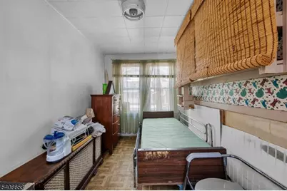 252 Duane St, Orange, NJ 07050 - Photo 25