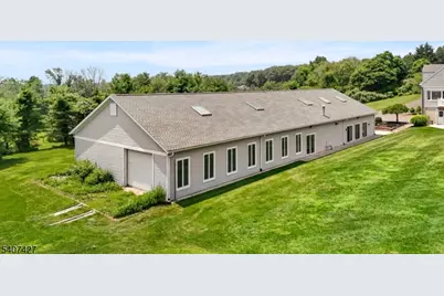 11 Beavers Rd, Tewksbury Township, NJ 07830 - Photo 37