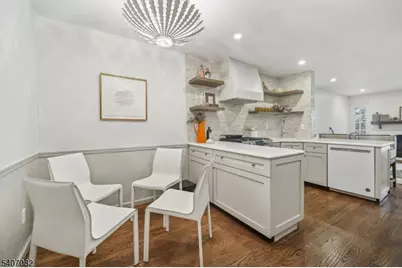 6 Hampshire Dr, Mendham, NJ 07945 - Photo 11