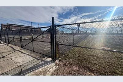 685 Ferry St, Newark, NJ 07105 - Photo 3