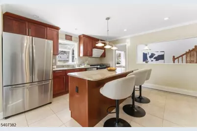 3 Rutgers Ct, Roseland, NJ 07068 - Photo 9