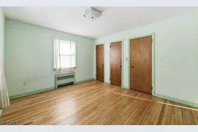 30 Reynolds Ave, Parsippany, NJ 07054 - Photo 15