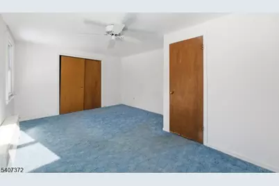 30 Reynolds Ave, Parsippany, NJ 07054 - Photo 19