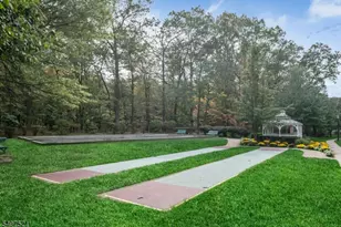 1129 Hamilton Dr, Rockaway Township, NJ 07866 - Photo 31