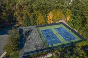 1129 Hamilton Dr, Rockaway Township, NJ 07866 - Photo 33