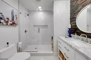 2 Knoll Rd, Fairfield, NJ 07004 - Photo 29