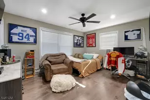 2 Knoll Rd, Fairfield, NJ 07004 - Photo 31