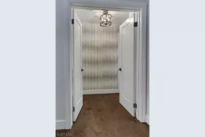 2 Knoll Rd, Fairfield, NJ 07004 - Photo 25