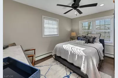 2 Knoll Rd, Fairfield, NJ 07004 - Photo 21