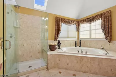 108 Hamilton Trl, Totowa, NJ 07512 - Photo 35