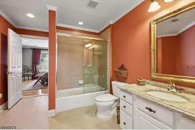 108 Hamilton Trl, Totowa, NJ 07512 - Photo 37