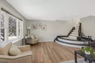 382 E Main St, Somerville, NJ 08876 - Photo 9