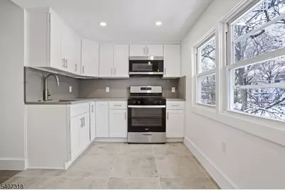 554 Hort Street 2nd Fl, Westfield, NJ 07090 - Photo 7