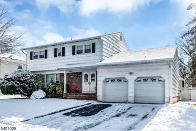 712 Moses Dr, Rahway, NJ 07065 - Photo 5