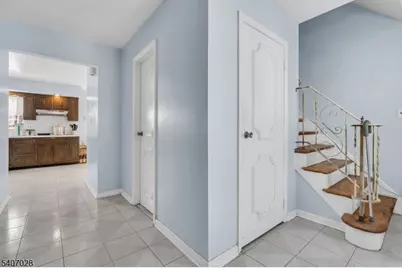 712 Moses Dr, Rahway, NJ 07065 - Photo 11