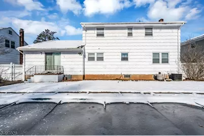 712 Moses Dr, Rahway, NJ 07065 - Photo 23