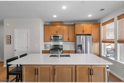 4 Sadie Cir #4205, Union Township, NJ 07083 - Photo 5