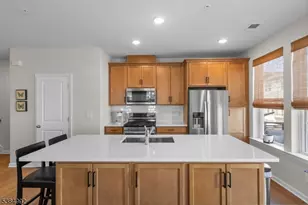 4 Sadie Cir, Union Township, NJ 07083 - Photo 5