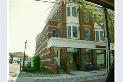 541 Middlesex Ave #1, Metuchen, NJ 08840 - Photo 1