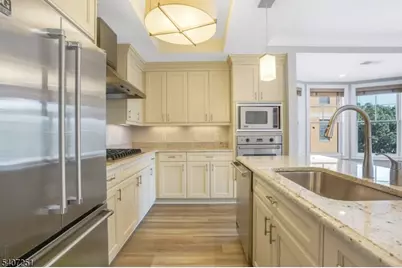 40 W Park Place Unit #412, Morristown, NJ 07960 - Photo 3