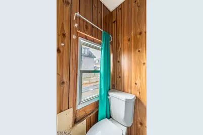 36 Fulton St, Phillipsburg, NJ 08865 - Photo 17