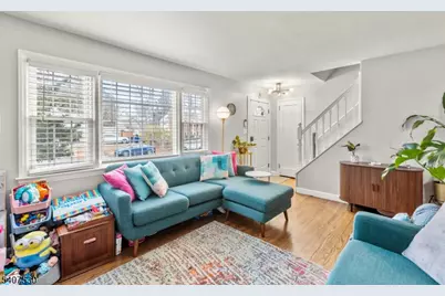 128 E Roselle Avenue, Roselle Park, NJ 07204 - Photo 7