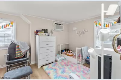 128 E Roselle Avenue, Roselle Park, NJ 07204 - Photo 23