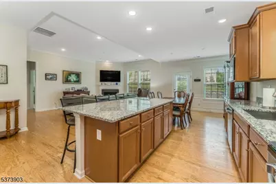 29 Bressler Road, Raritan Township, NJ 08822 - Photo 11