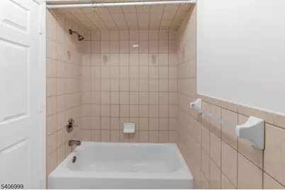 210 Port Ave, Elizabeth, NJ 07206 - Photo 13