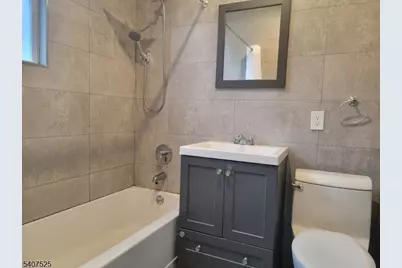 24 E Price St, Linden, NJ 07036 - Photo 5