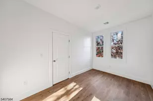 275 Claremont Ave, Jersey City, NJ 07305 - Photo 25