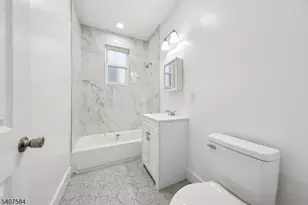 275 Claremont Ave, Jersey City, NJ 07305 - Photo 17