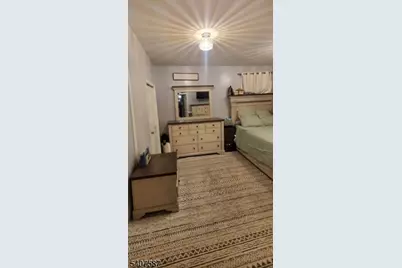 24 Farrington St, Union Township, NJ 07088 - Photo 9