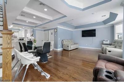 695 Ridge St, Newark, NJ 07104 - Photo 5