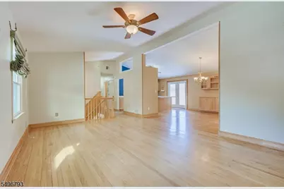 16 Peake Rd, Edison Twp., NJ 08837 - Photo 9